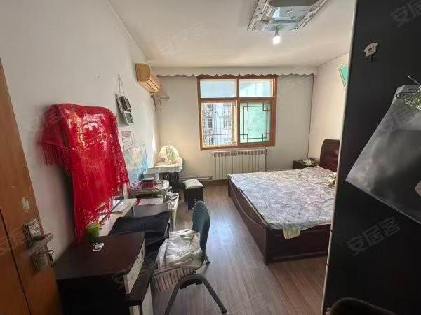徐州泉山区奎园新居北区3#楼1单元402室及地下室整体转让公告