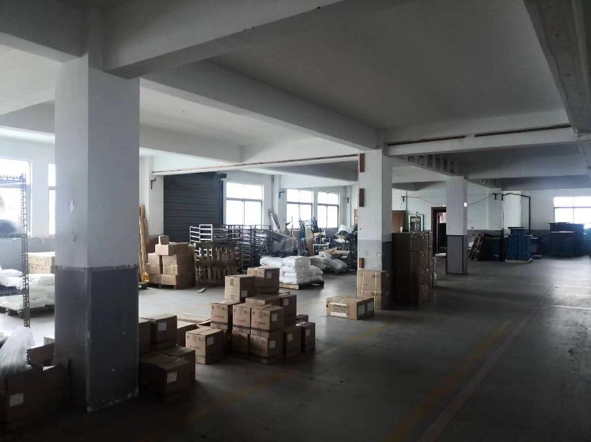 常州市钟楼区邹区镇黄金灯饰厂7号楼第2层厂房招租公告