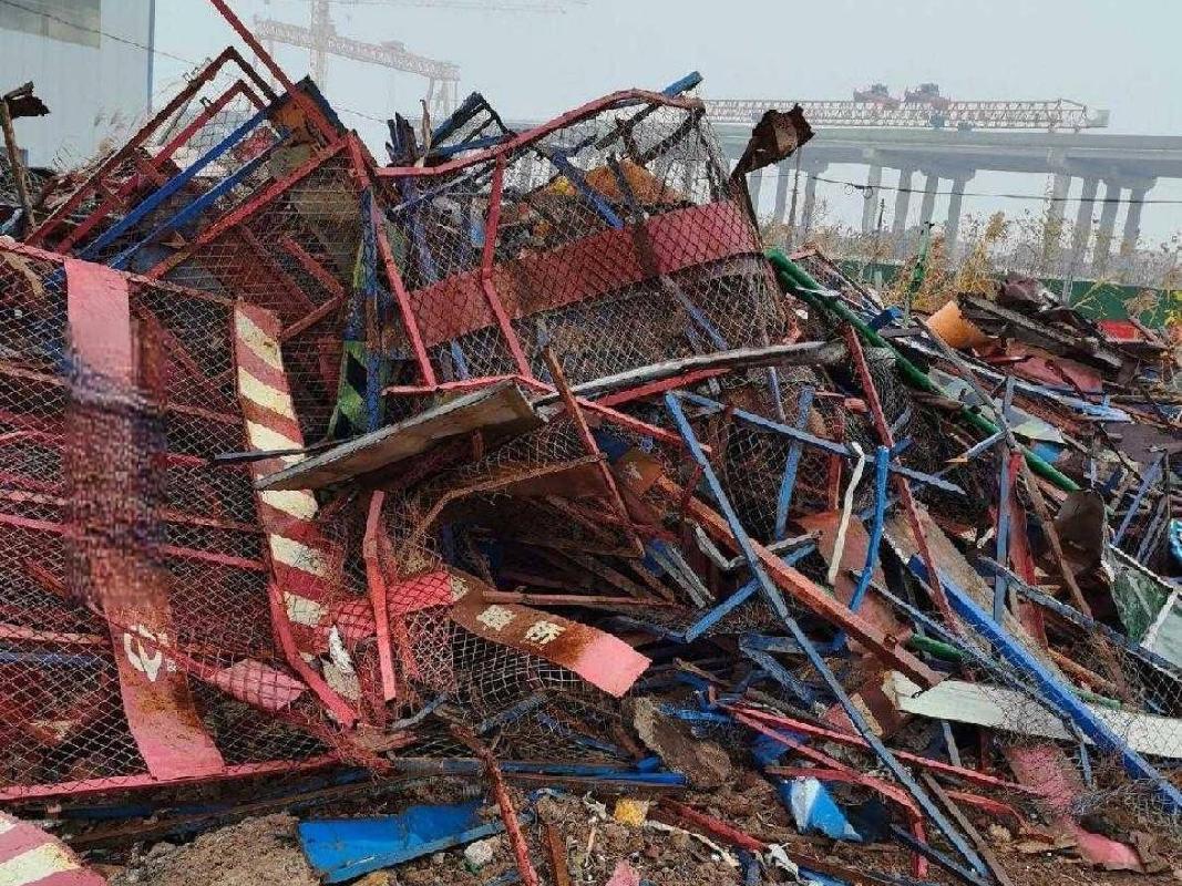 废旧钢筋加工边角余料、工字钢、槽钢、波纹管、钢绞线、临边护栏、螺旋管等边角料一批（预估总重量约150吨）(国资监测编号GR2026HN1000161)