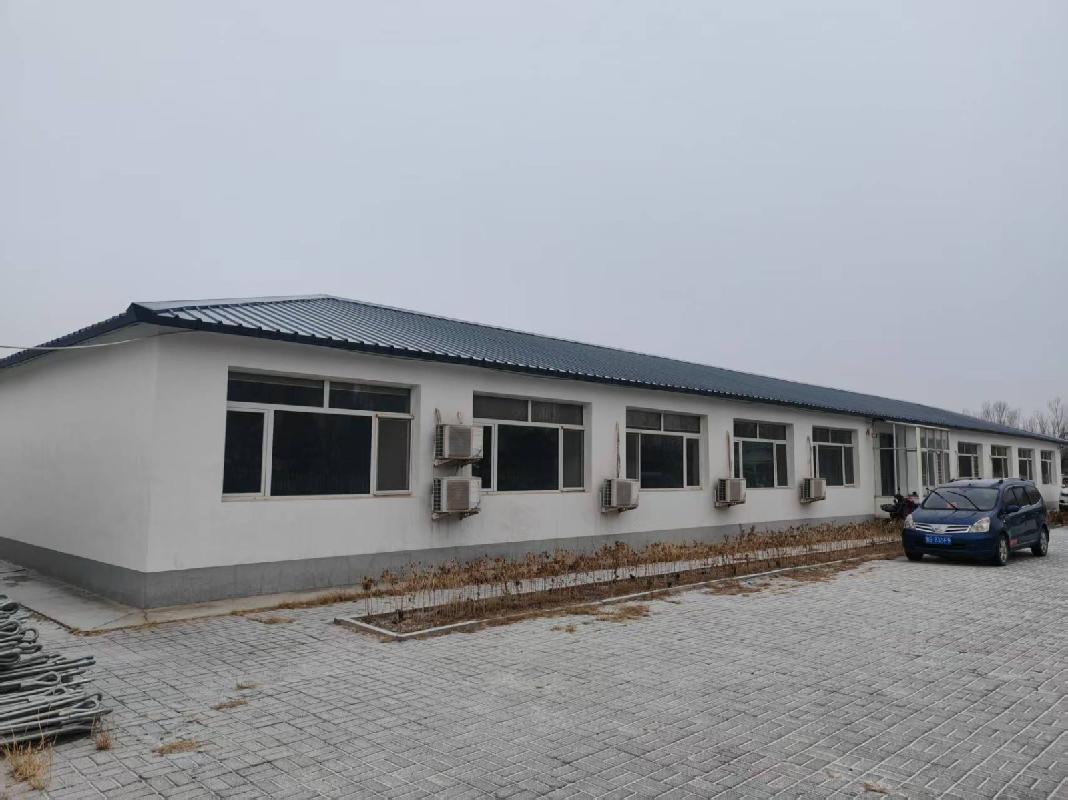 内蒙古自治区通辽市奈曼旗电力开发分公司水泥制品厂场地使用权，地上构筑物及其设备整体出租（年租金990200元，租期3年）(国资监测编号GR2026NM1000527)