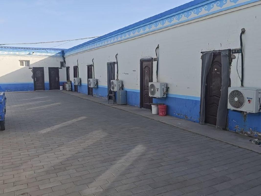 内蒙古广拓农牧业股份有限公司土地、地上建筑物、机器设备整体出租（年租金底价500000元/年，租期2年6个月）(国资监测编号GR2026NM1000512)
