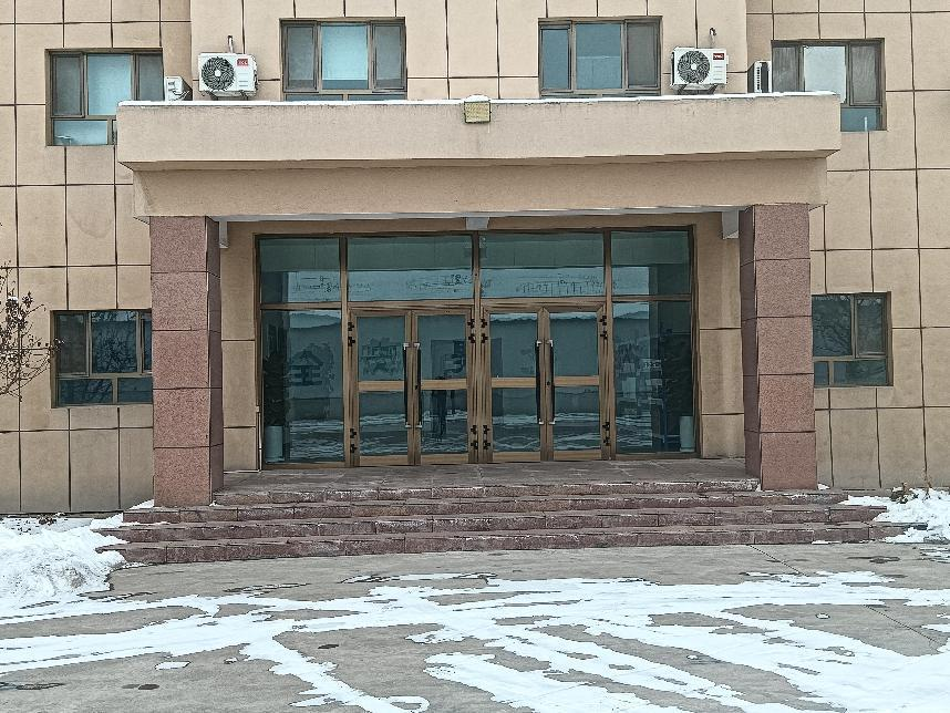 新疆创界新材料有限公司租赁位于第七师胡杨河经济技术开发区车排子西路部分房屋建（构）筑物及场地、机器设备等资产(国资监测编号GR2026XJ1000071)