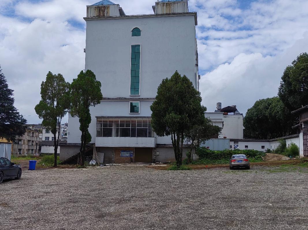 腾冲酒店土地使用权、地上建（构）筑物及附属设施整体转让(二次挂牌)(国资监测编号GR2026YN1000021-2)