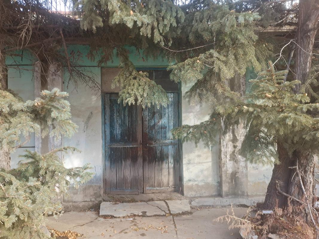 鄂伦春自治旗大杨树镇甘奎路社区农场局物资处家属楼后院2号库出租（租金5000.00元/年，租期一年）(国资监测编号GR2026NM1000679)