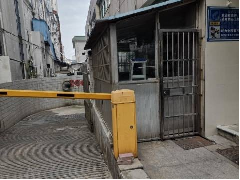 丰润大厦停车旁铁棚招租公告