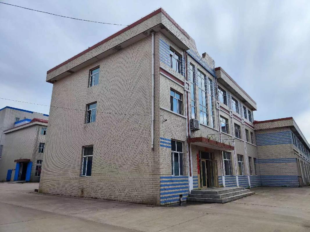 哈尔滨开发区迎宾路集中区东湖街26号房屋建筑物、土地及其他附属设施、机器设备捆绑转让交易公告(国资监测编号GR2026HL2004851)