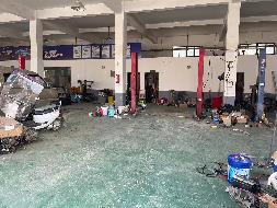 石台县横渡镇金钱山路（新汽车站）修理厂7-10号修理车间房产出租公告(国资监测编号GR2026AH2000231)