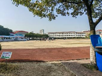 夏凉路101号招租公告