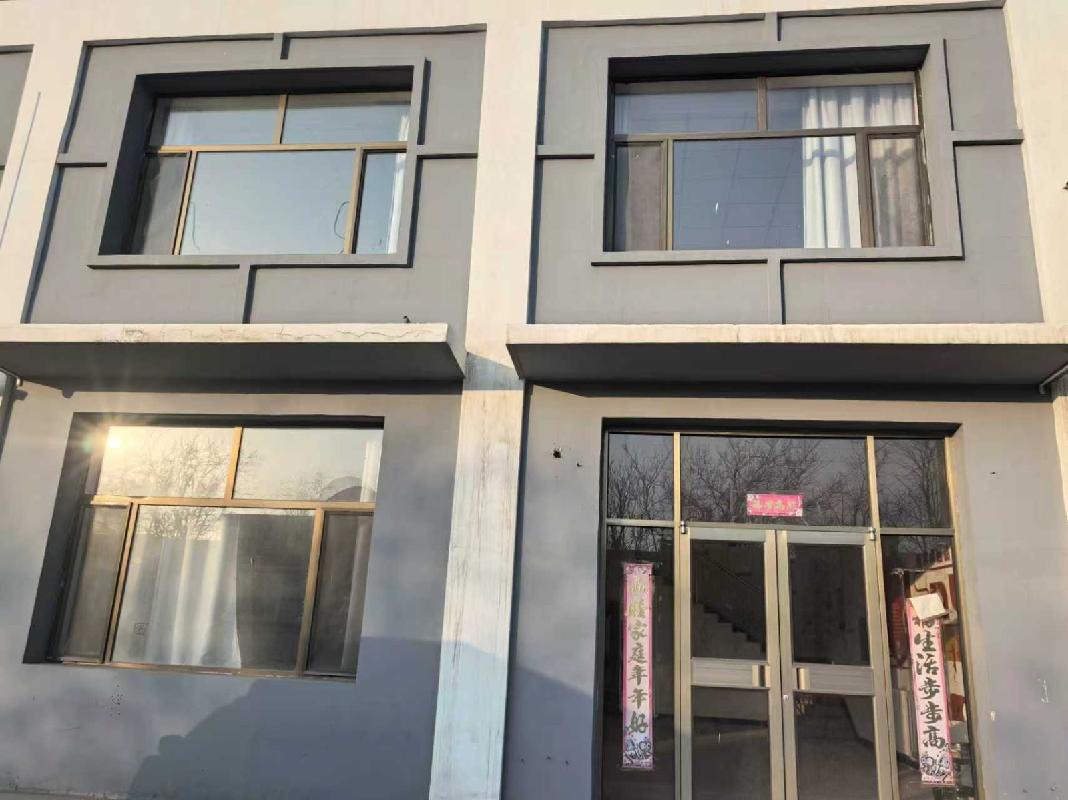 内蒙古乌海市乌达区万丰批发市场商铺单独出租