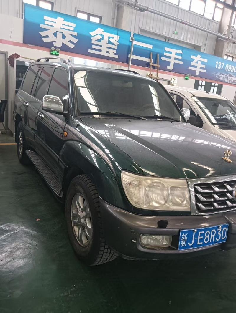 克拉玛依融汇经营管理有限责任公司转让所属5辆机动车（资产包一）(二次挂牌)