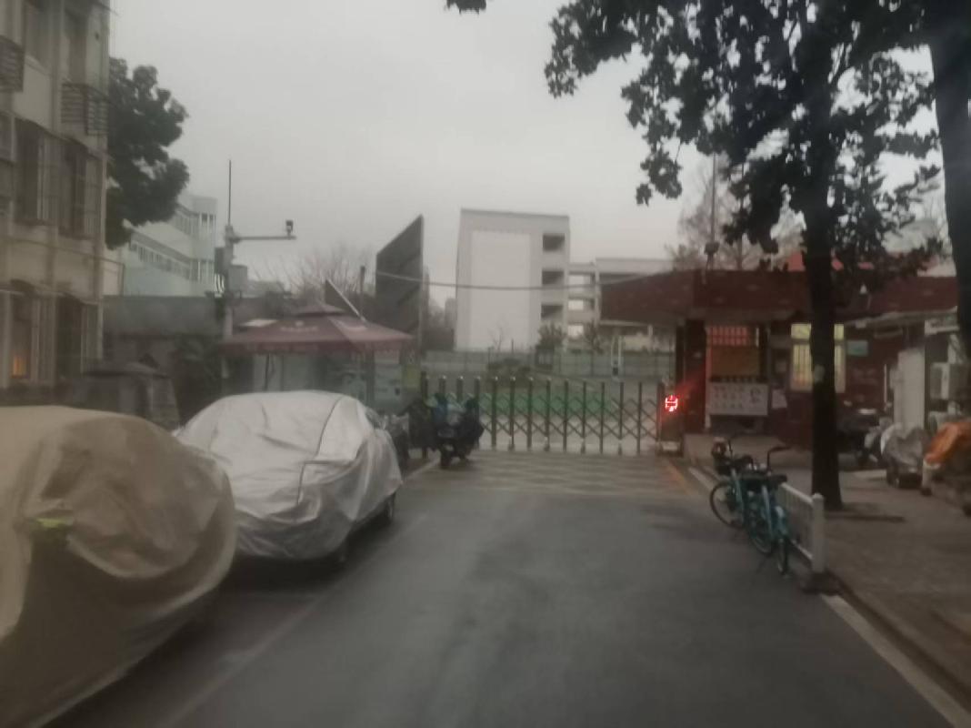芜湖市镜湖区绿影新村13号(原绿影小学)房产经营权出租公告(国资监测编号GR2026AH2000365)