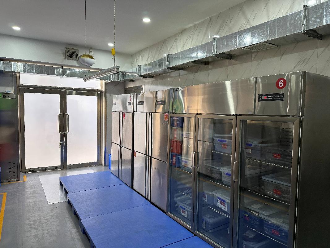 包头市昆都仑区钢铁大街83号包钢大学生公寓3号店房产招租（年租金底价：65220元，租期：1年）（包钢集团万开实业有限公司）(国资监测编号GR2026NM1000755)