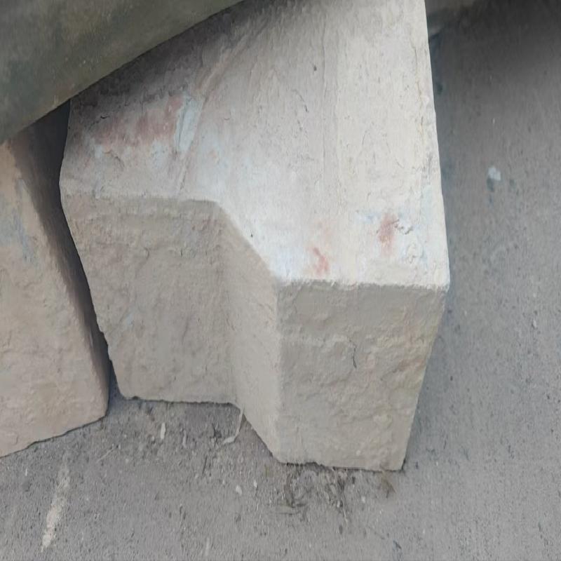 约53吨废旧耐火材料（主要刚莫复合砖）转让（包头天骄清美稀土抛光粉有限公司）（挂牌底价117元/吨）(国资监测编号GR2026NM1000860-2)