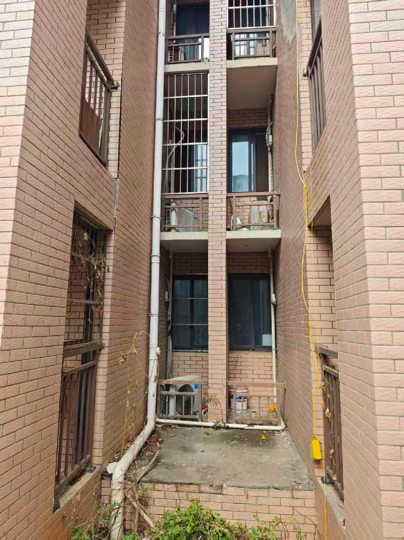 芜湖新芜国有资产管理有限公司一批报废空调及废旧电压器转让（第二次）公告