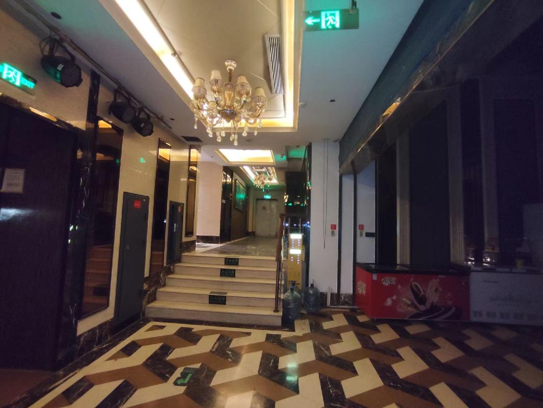 中新建酒店管理有限责任公司乌鲁木齐分公司租赁位于乌鲁木齐市沙依巴克区西北路955号兵团丽华酒店3至5层房产(三次挂牌)(国资监测编号GR2026XJ1000299-3)