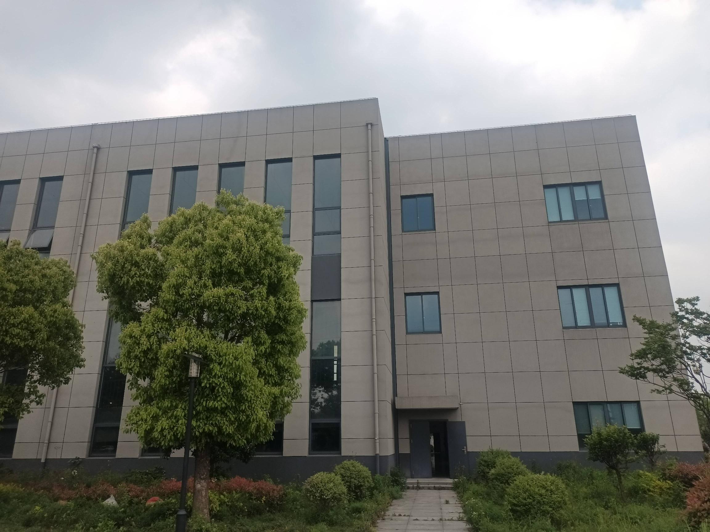 青龙西路13号办公楼-1招租公告