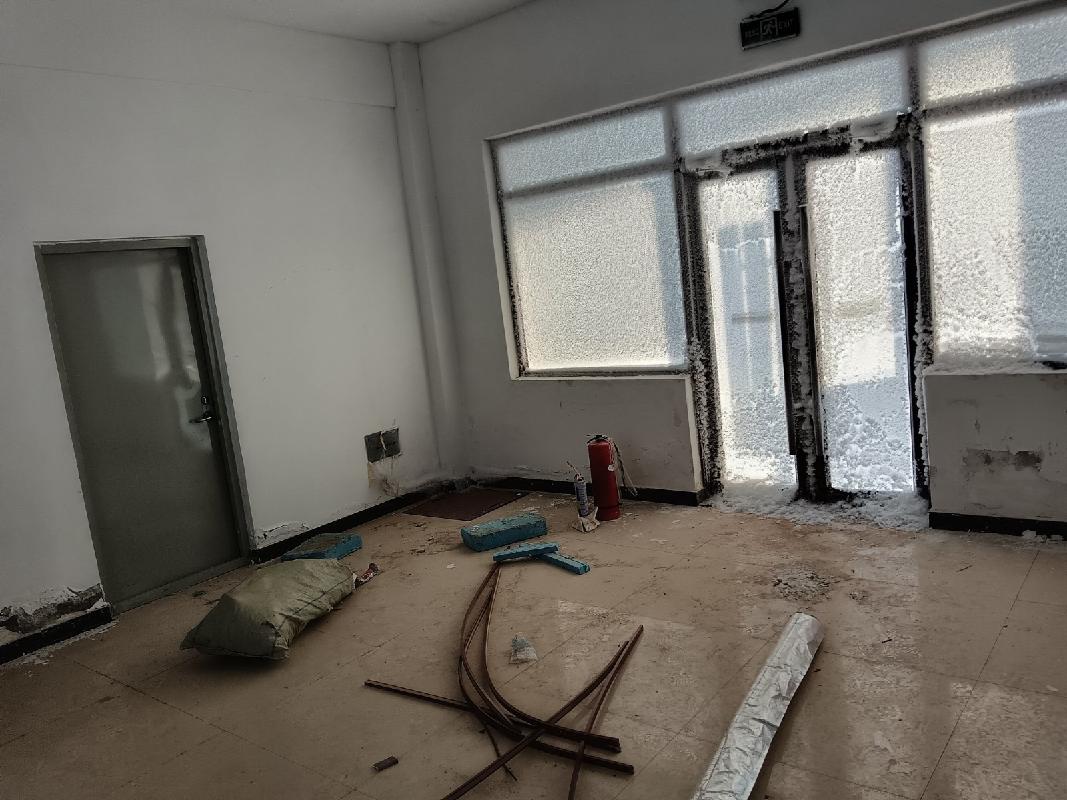 东乌珠穆沁旗边防公路养护中心白音吉拉嘎服务区加油站招租（年租金底价241382元/年，租期3-5年）