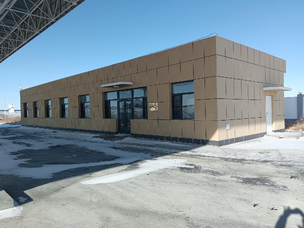 东乌珠穆沁旗公路养护中心额吉淖尔服务区加油站招租（年租金底价261165元/年，租期3-5年）