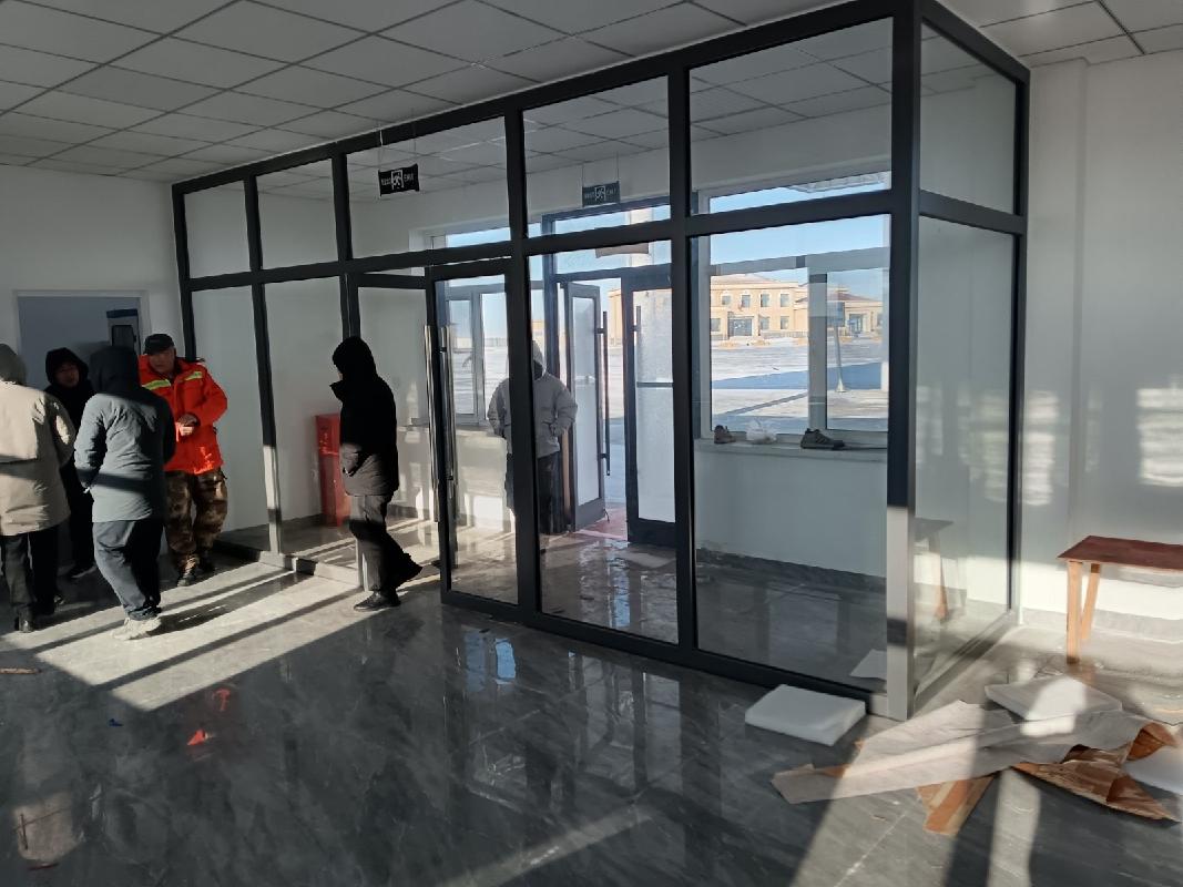 东乌珠穆沁旗公路养护中心额吉淖尔服务区加油站招租（年租金底价261165元/年，租期3-5年）