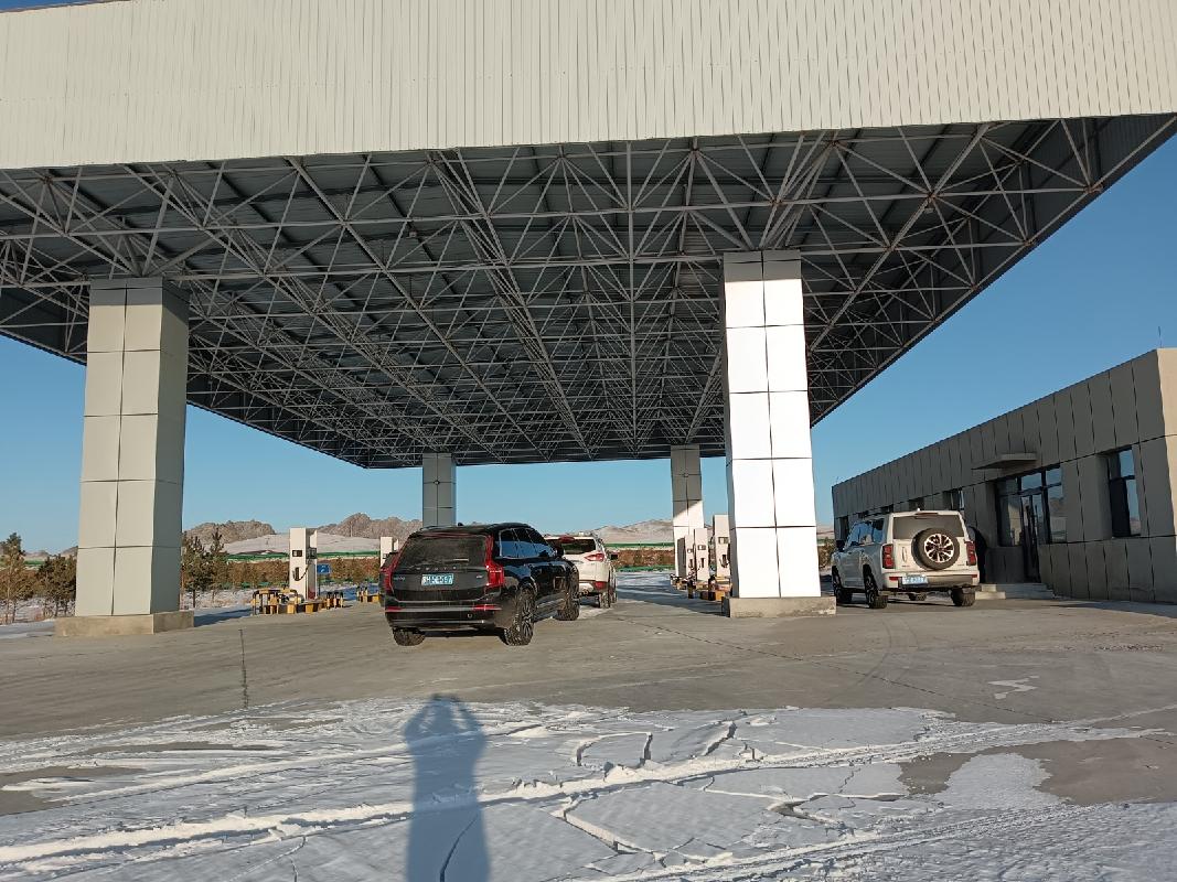 东乌珠穆沁旗边防公路养护中心白音吉拉嘎服务区加油站招租（年租金底价241382元/年，租期3-5年）