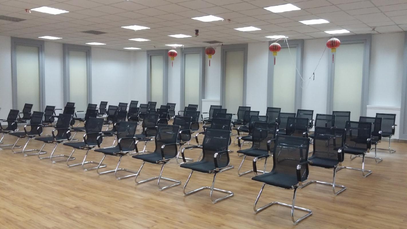 包头市稀土高新区荣仕雅园区A座办公楼招租（年租金底价：500000元/年，租期：1年）（内蒙古荣仕雅园区商业运营管理有限公司）