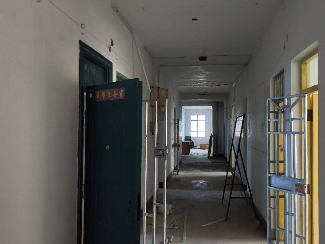新疆双河国投运营集团有限公司转让位于博乐市八区红星路49号一宗土地使用权及地上建筑物(国资监测编号GR2026XJ1000343)
