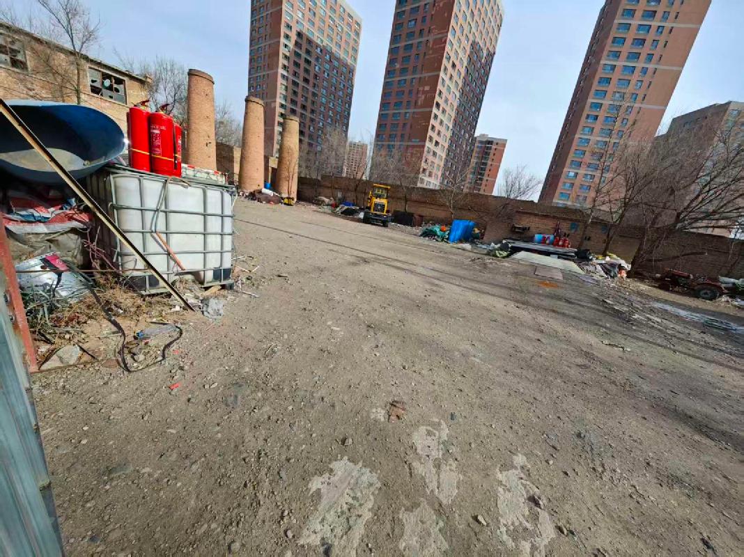 呼市回民区京青线以北（原呼市炼铁厂青鹰水泥公司）工业房地产出租（年租金底价116022元，含税）(国资监测编号GR2026NM1001026)