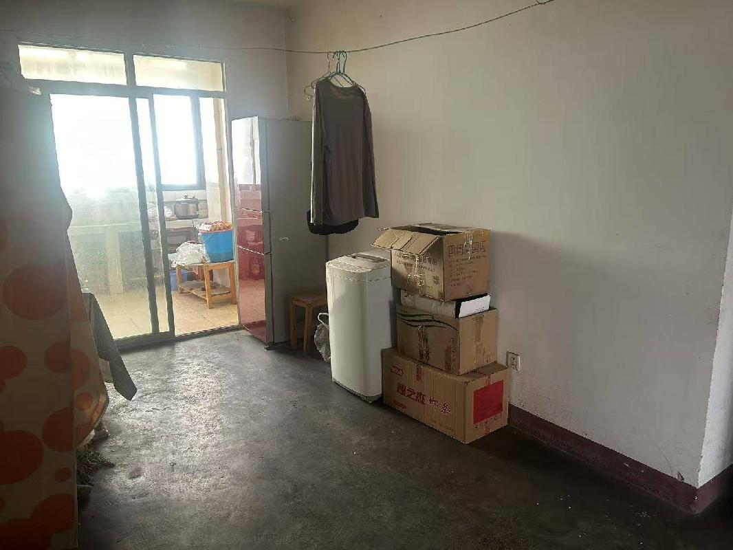 甘肃东兴铝业有限公司位于甘肃省兰州市城关区、定西市陇西县的33套房产转让公告