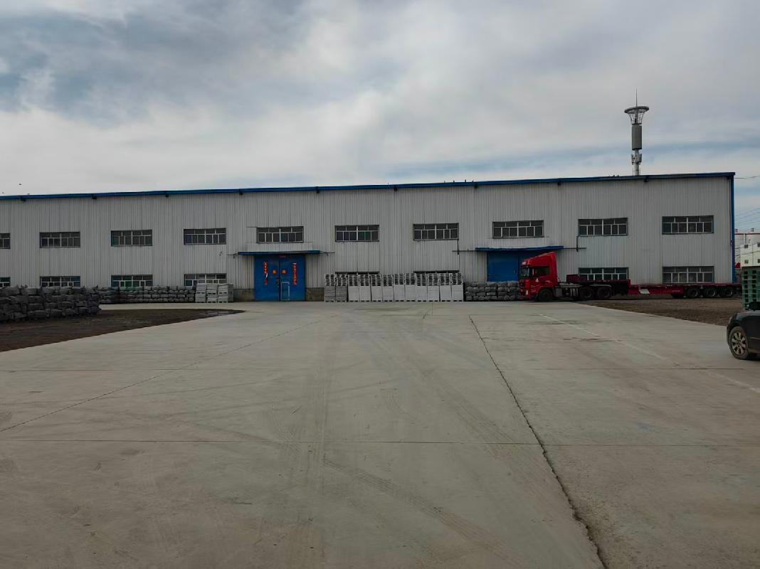 伊犁州财信融通融资担保有限公司位于伊宁市巴彦岱镇新村一大队原新疆升宏鑫光伏材料有限公司内资产对外招租，租期五年