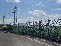 集宁区呼格吉西街以南、安运路以西国有出让工业用地土地使用权公开转让（乌兰察布市华创信息产业投资集团有限公司）(国资监测编号GR2026NM1001128)