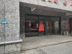 沁水县梅园小区商业房12#-1-01一层出租公告