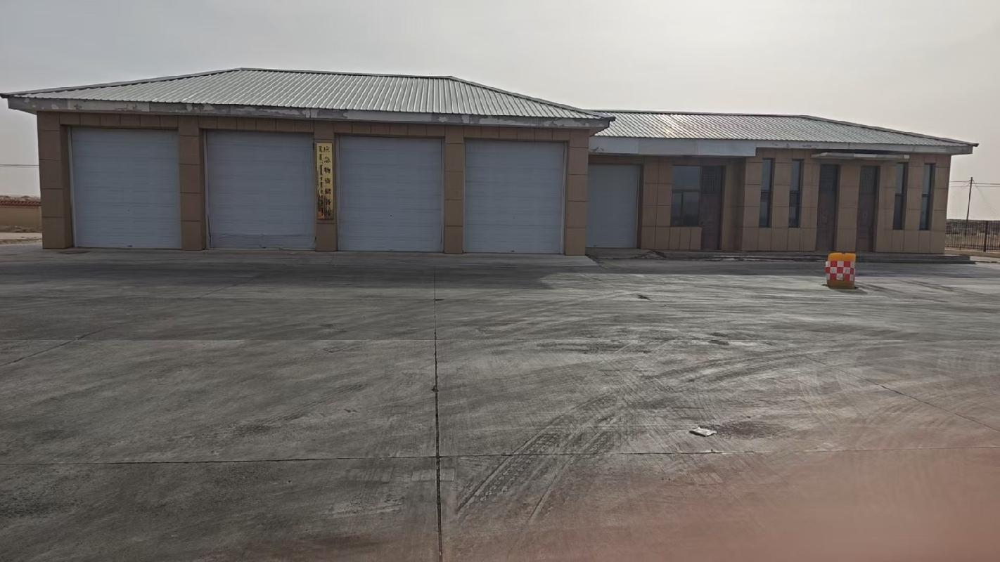 阿左旗G307线巴彦诺日公东西两侧服务区整体（综合楼、汽修车间、加油站）出租 （租金底价568858元/年，租期5年）(国资监测编号GR2026NM1001343)