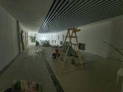 伊犁州伊宁市青年街 8 号（原伊宁卫生学校院内）三楼五区（西南角2间办公室+开放式大厅面积约：309㎡）对外招租（租期三年）