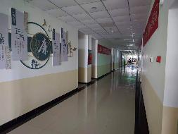 泽州县丹河新城电大体校综合楼1处出租公告(三次挂牌)