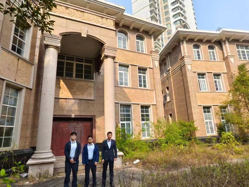 冼飞、林彩丽2户不良贷款债权转让公告