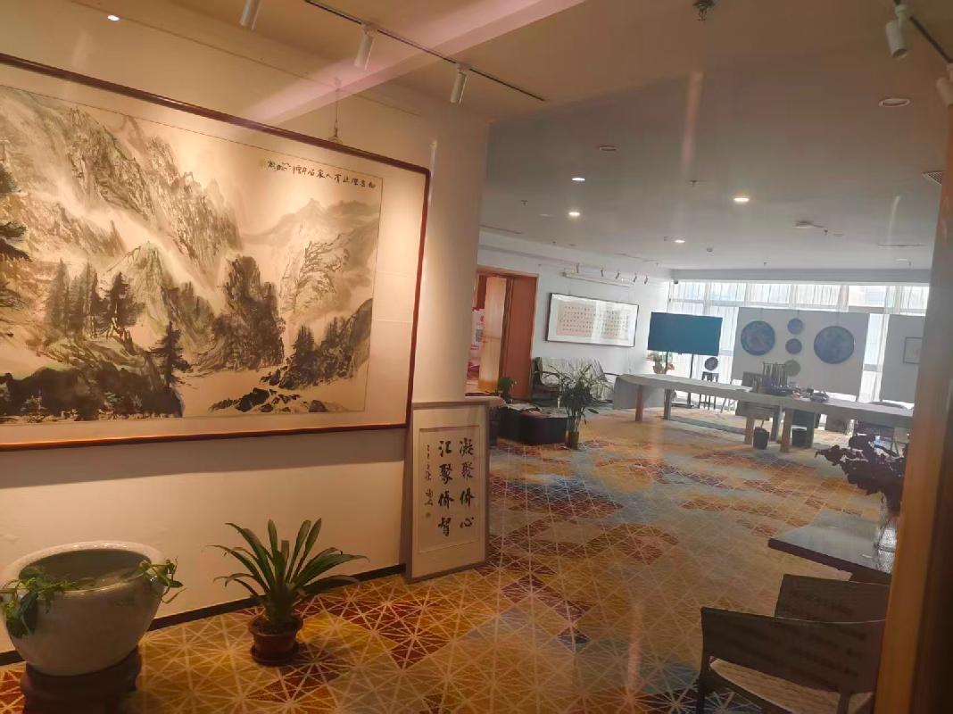 内蒙古包头市青山区迎宾道1号迎宾楼四层客房区域（画室展厅）招租（98000元/年，1年，包头青山宾馆有限公司）(国资监测编号GR2026NM1001260-2)