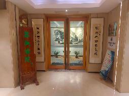 内蒙古包头市青山区迎宾道1号迎宾楼四层客房区域（画室展厅）招租（98000元/年，1年，包头青山宾馆有限公司）(国资监测编号GR2026NM1001260-2)