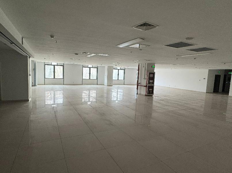 淮安市洪泽区高良涧镇洪泽体育馆B1层招租公告