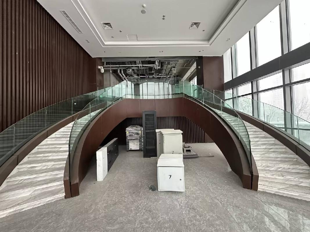 乌鲁木齐地铁置业有限责任公司租赁位于乌鲁木齐经济技术开发区（头屯河区）鄱阳湖336号乌鲁木齐轨道交通总部基地一批房产