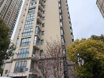 淮安市经济技术开发区正大路160号郁金蓝湾8幢 2202室招租公告