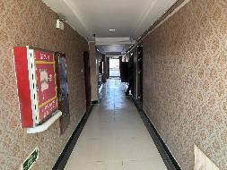 尼勒克县交投公司位于尼勒克县团结路28号原客运站附属用房约1489.82㎡对外招租，租期五年