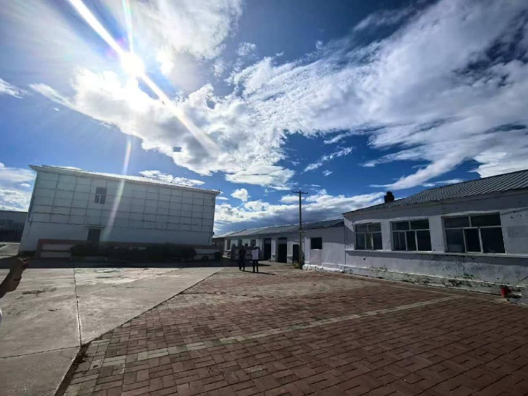 呼伦贝尔市陈巴尔虎旗巴镇二居乌兰陶海街永兴肉业有限责任公司厂房出租