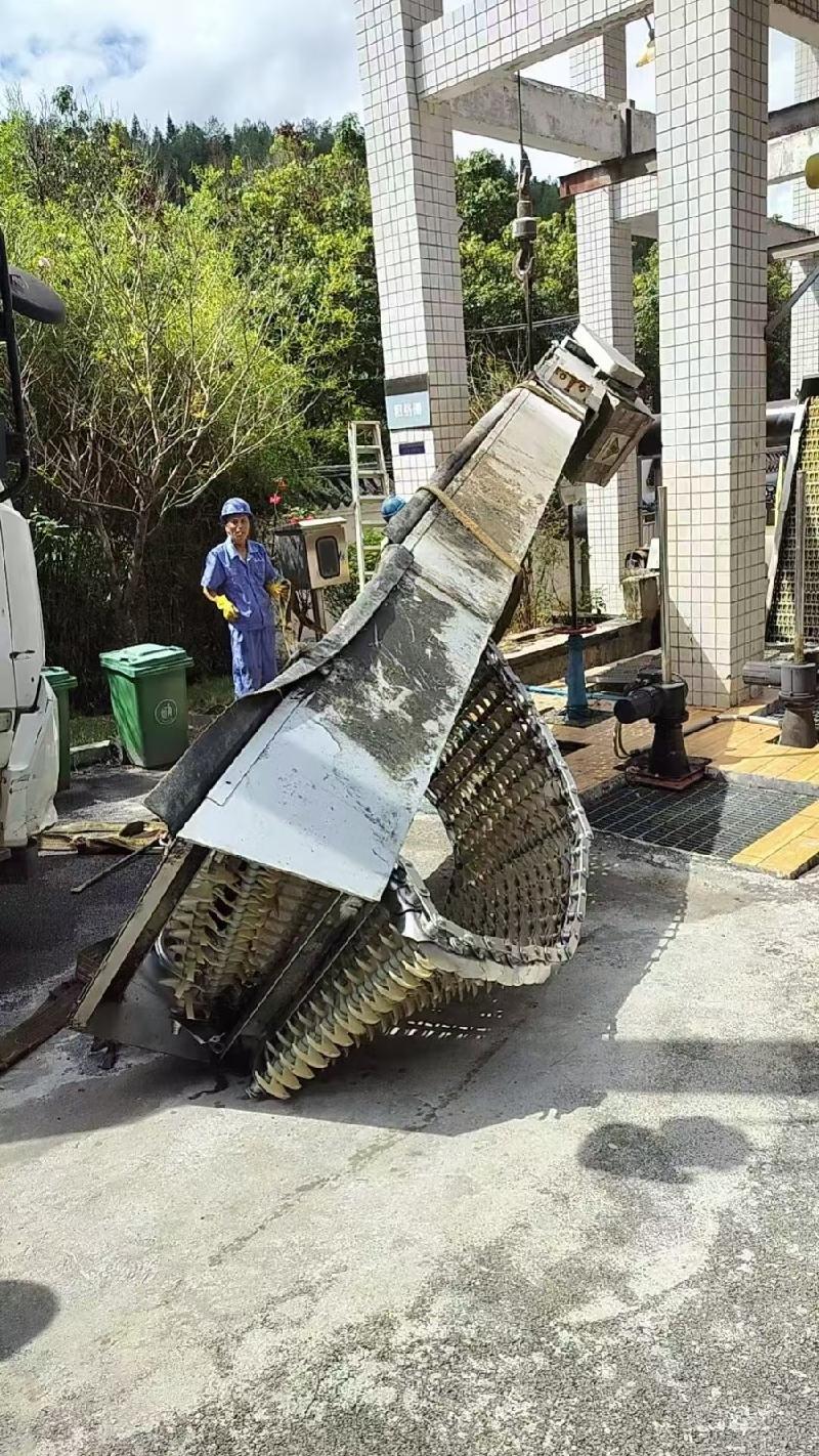 汝城县鑫辉污水净化有限公司一台回转式格栅清污机报废处置（第二次）
