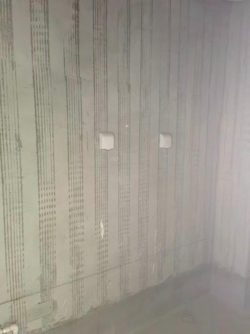新疆生产建设兵团第十二师国有投资发展集团有限公司转让位于昌吉市120区2丘郁金香小镇18栋8层房9(二次挂牌)(国资监测编号GR2026XJ1000464-2)
