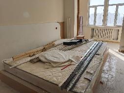 伊宁市都来提巴格街道办位于伊宁市胜利街2号伊宁市人民医院美沙酮抗病毒中心及病房约790.2㎡对外招租，租期五年