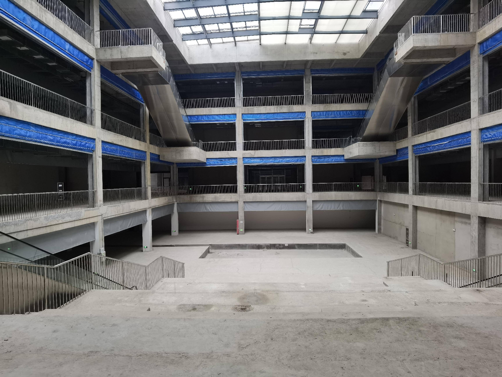 蒋坝商业综合体招租公告