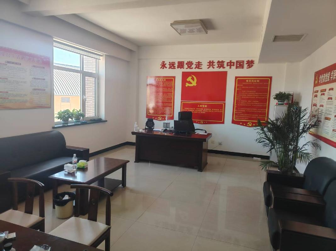 辽宁省营口市鲅鱼圈区疏港路北侧一栋办公楼第3层2间办公室独立出租（年租金及租期详见下述表格）