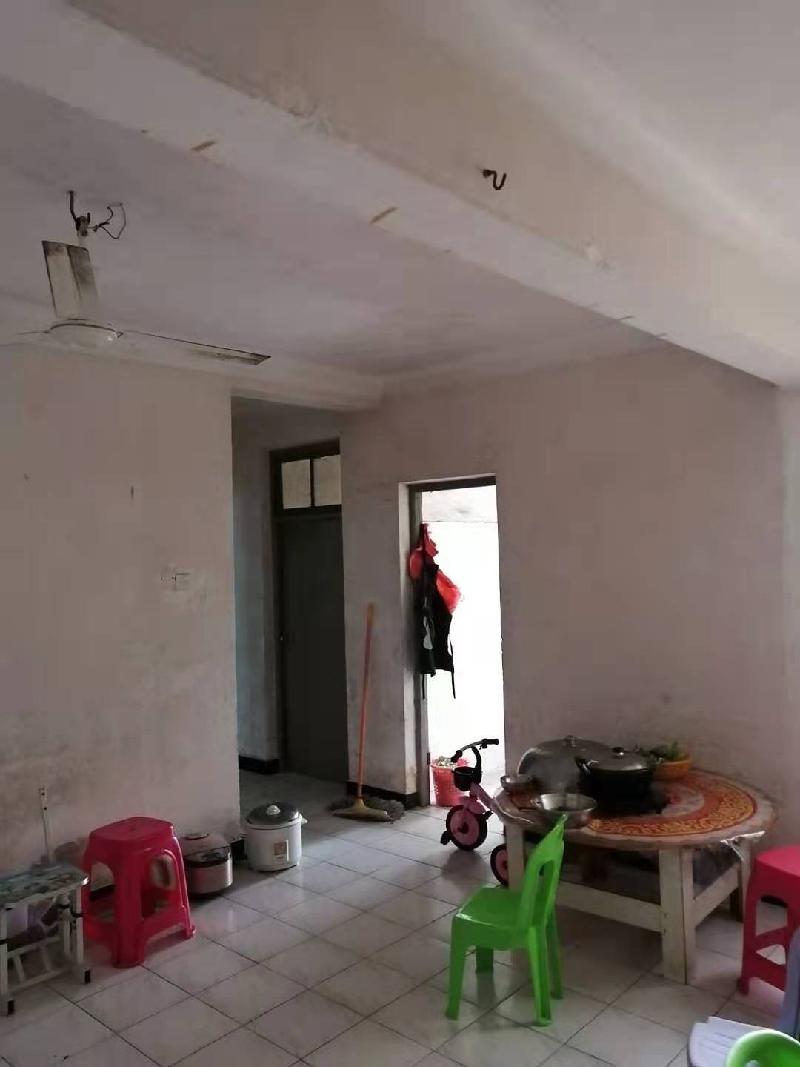 海口市华信路5号大通小区D073房产转让公告(国资监测编号GR2026JS4001352-3)
