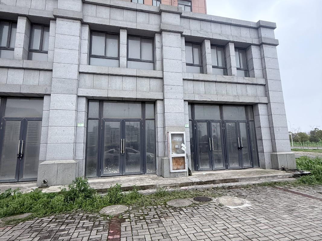 池州市清溪绿城小区A区5幢107、107复式及108、108复式商业房产出租公告(国资监测编号GR2026AH2000670)