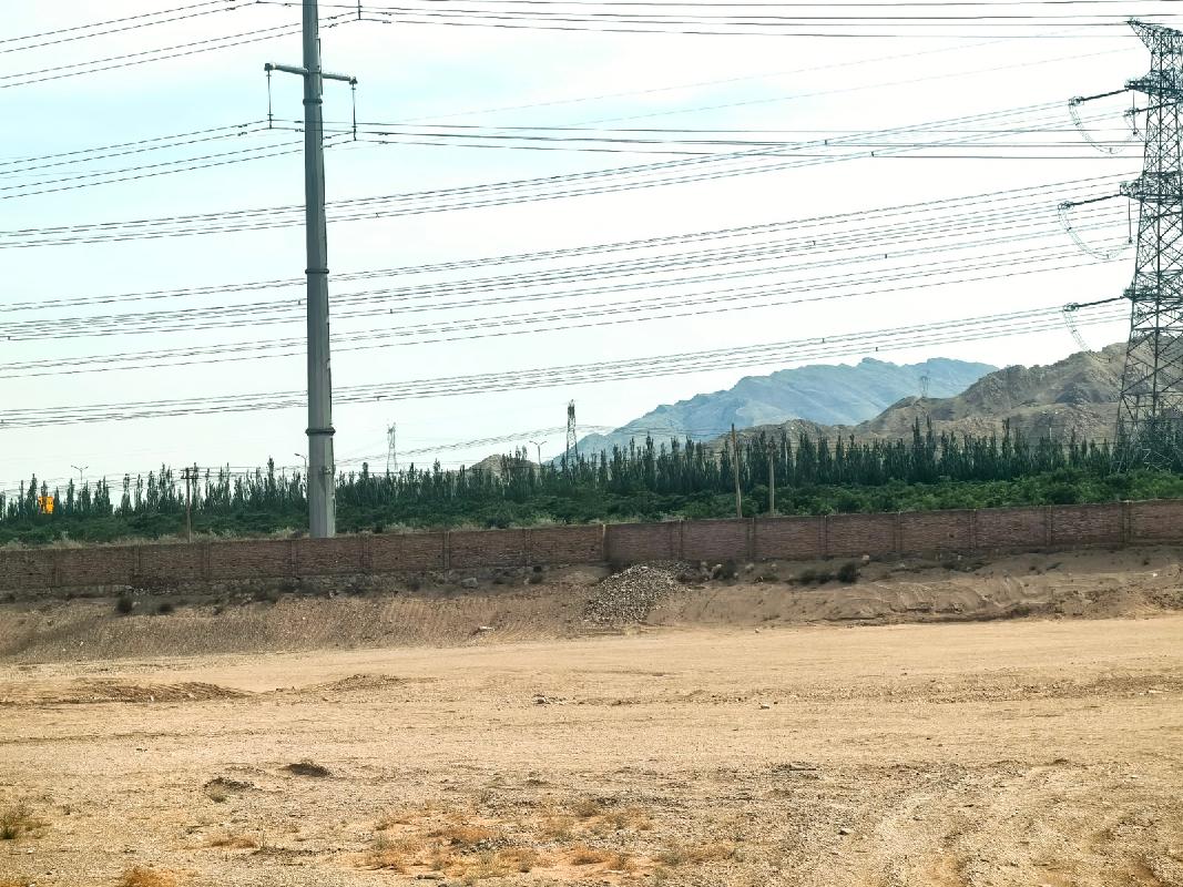 阿拉善左旗乌斯太镇乌兰布和工业园区房屋建(构)筑物转让(国资监测编号GR2026NM1001774-3)